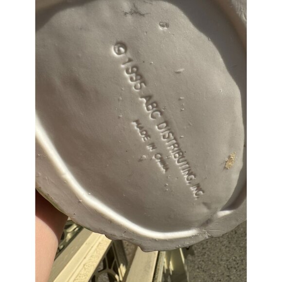 Vintage 1995 Porcelain Easter Basket with Eggs and Bunny - Picture 11 of 14